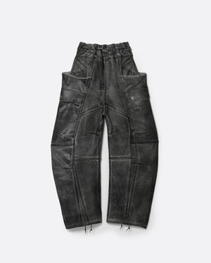 CRACKINGCOATEDBANANACUTTINGPAN