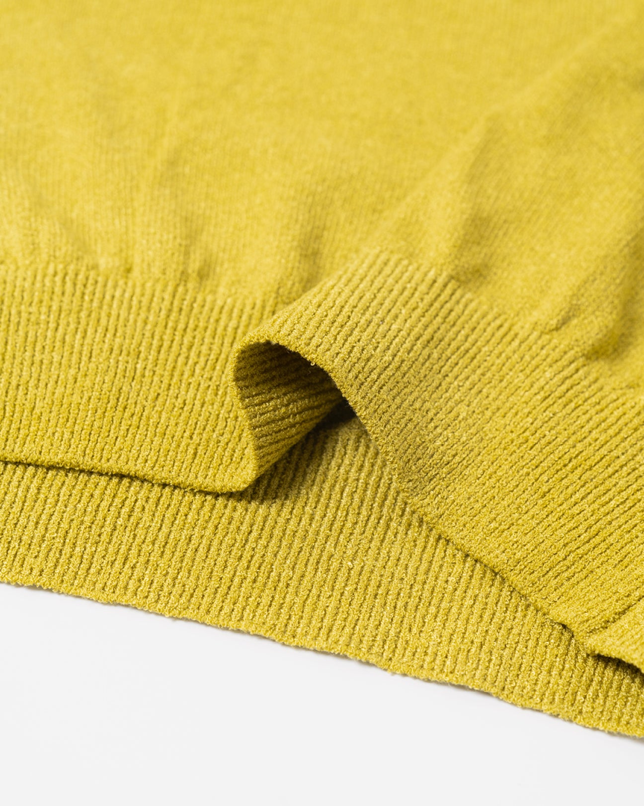 V-NECK HALF SLEEVE KNIT T-SHIRT .09 [YELLOW]