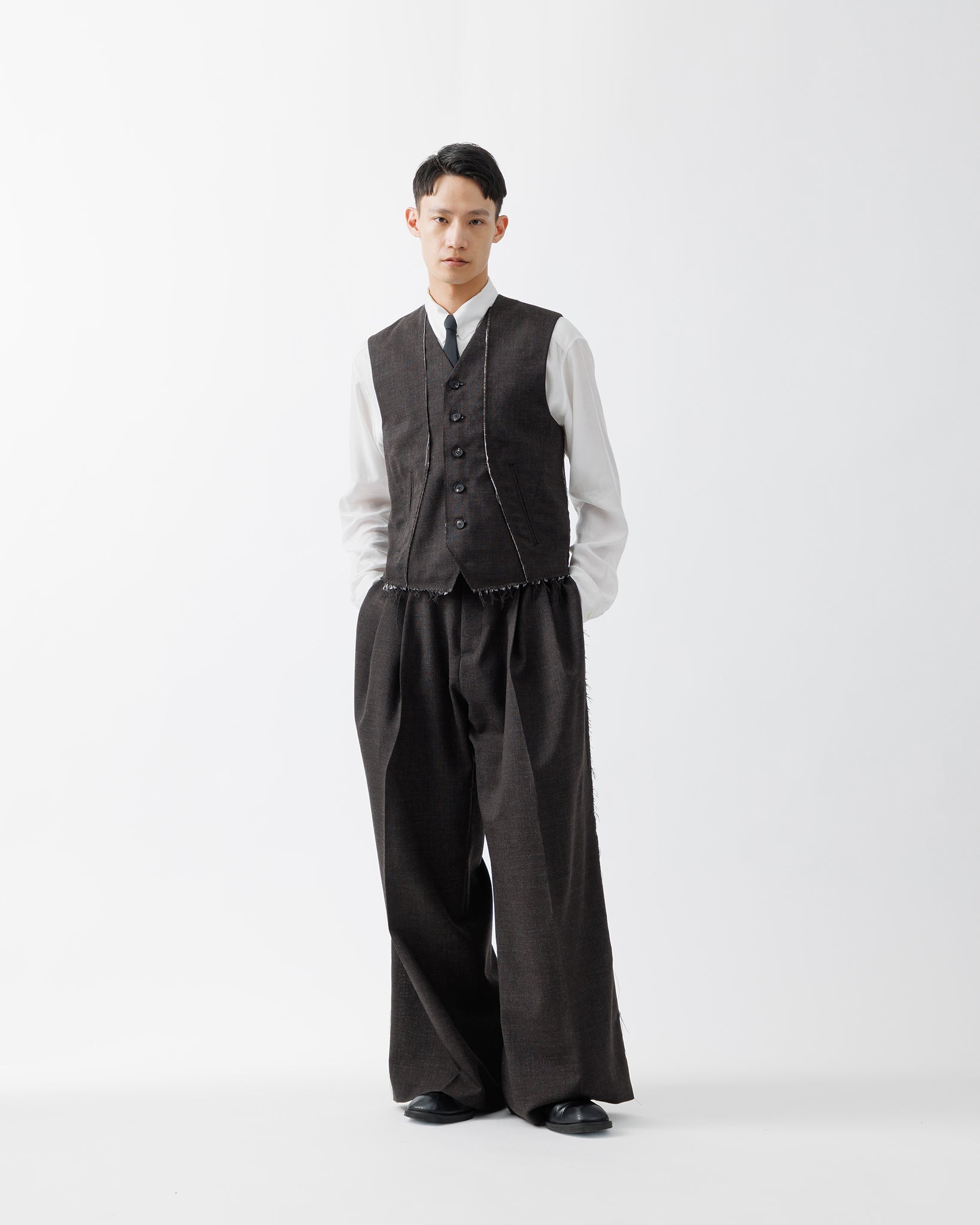 ROUGH WOOL WAIST COAT .15【DARK BROWN】