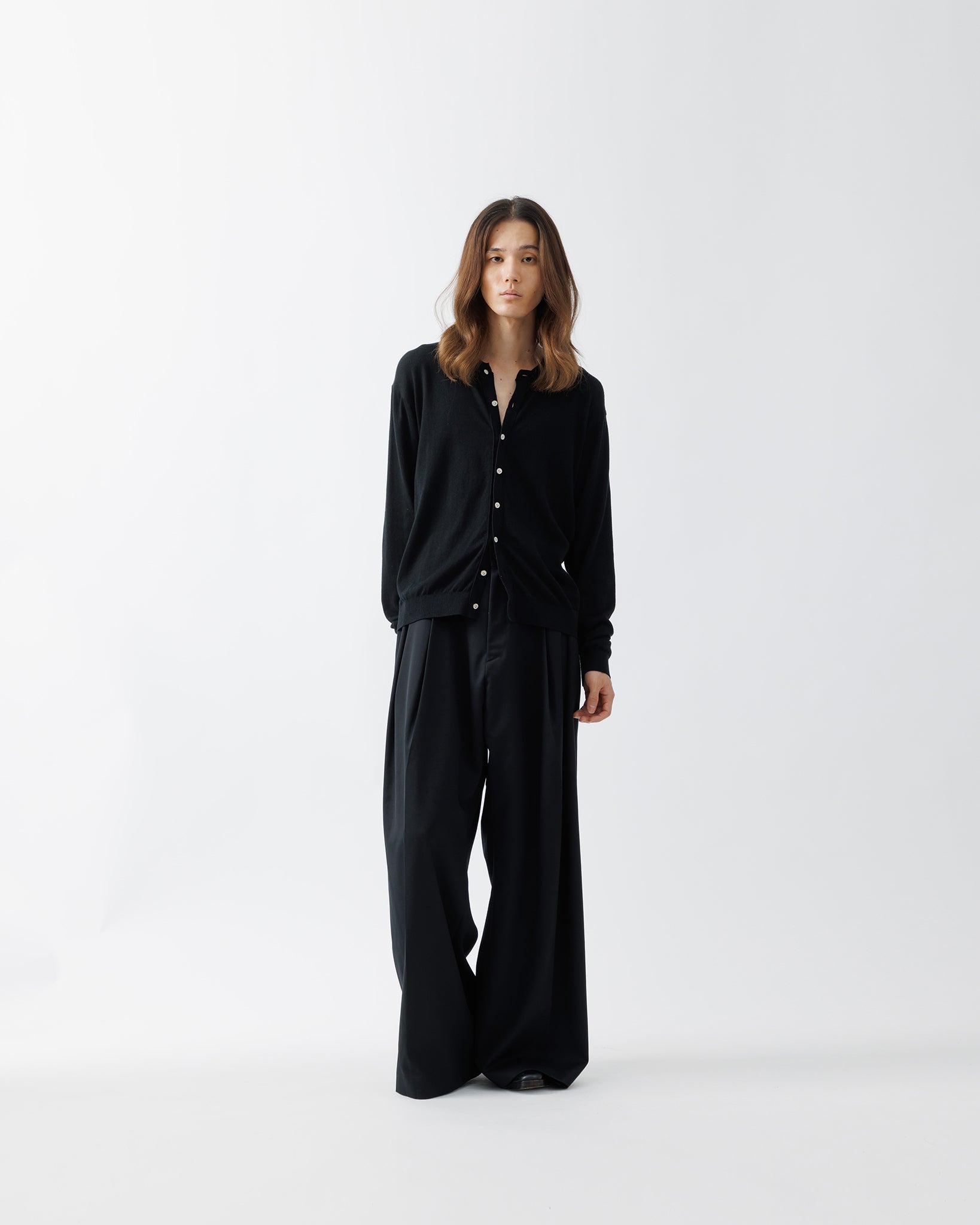 CREW-NECK SOFT KNIT .15【BLACK】