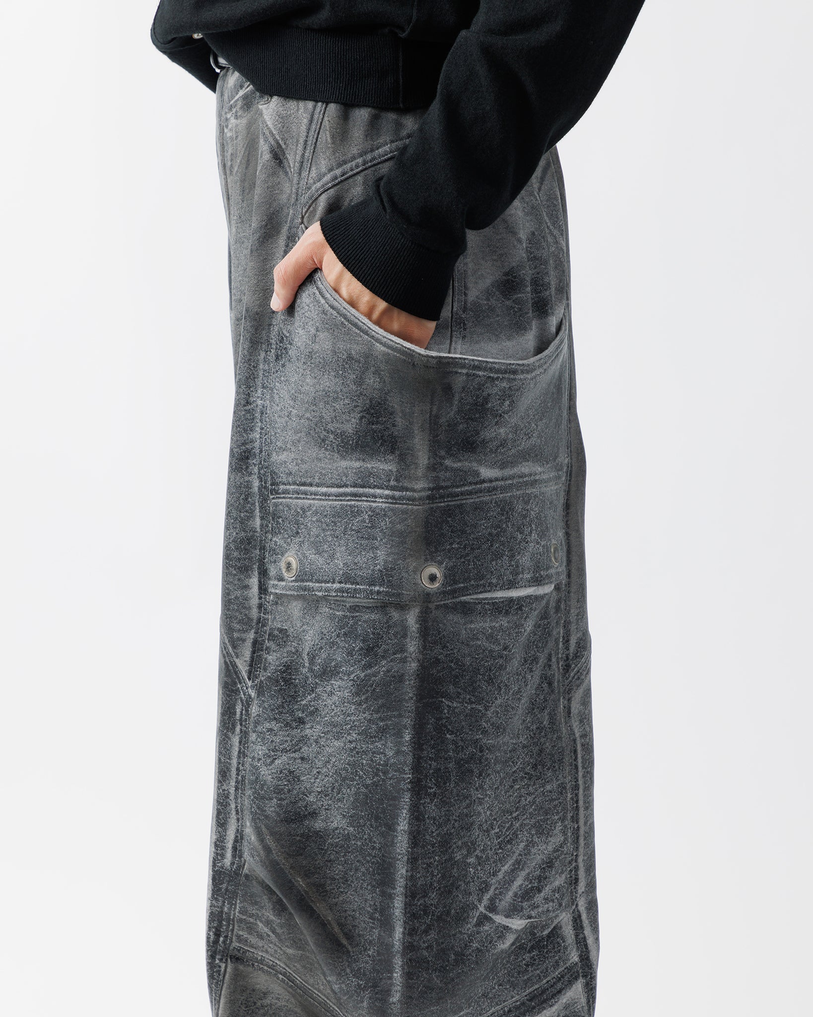 CRACKING COATED BANANA CUTTING PANTS .15【HEARTHER GRAY BASE】