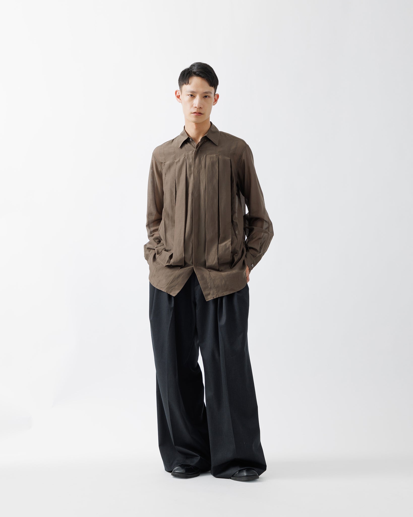 SHEER TUCK DRESS SHIRT .15【KHAKI】