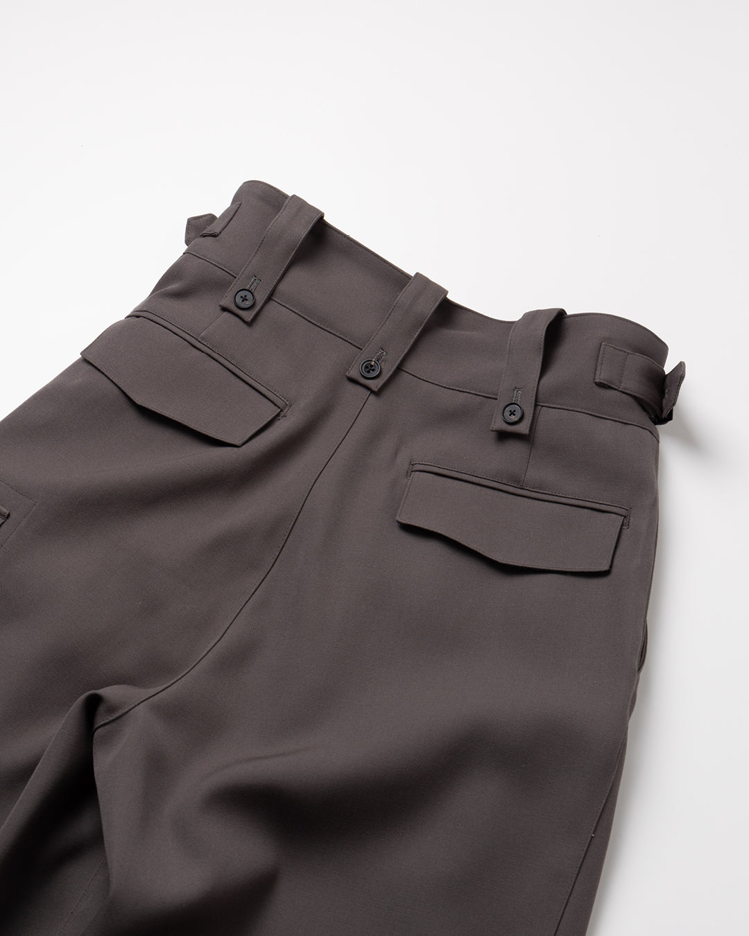 HEAVY WOOL GABARDINE GURKHA CARGO PANTS .10 [GUNMETAL]