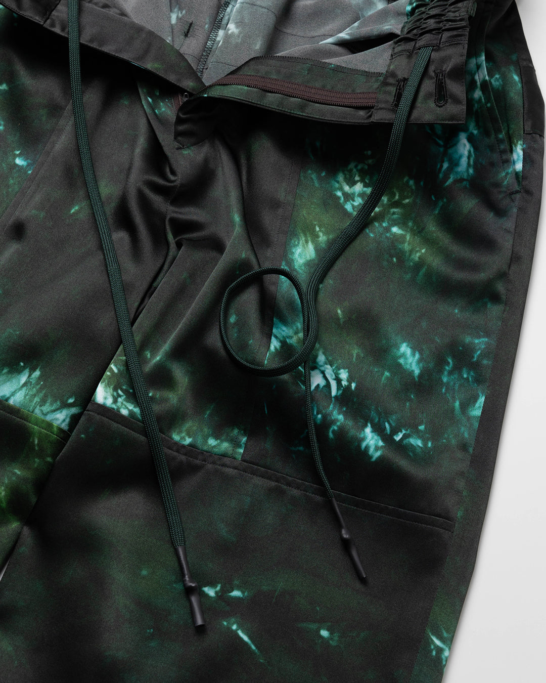 GRAPHIC PRINT PANEL EASY PANTS .09【GREEN GEM】