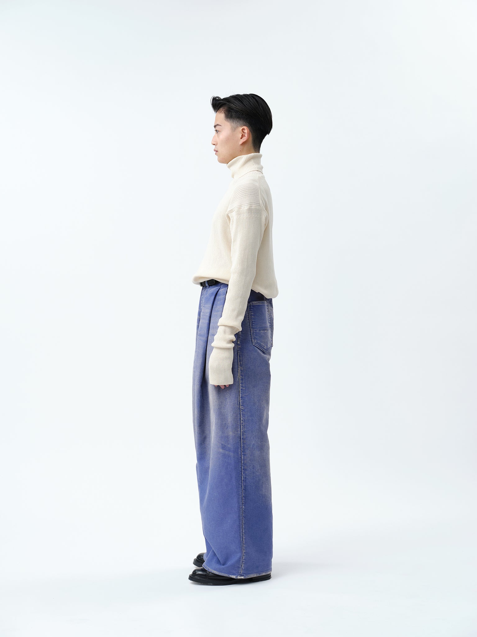 MOLESKINE 2TUCK WIDE BAGGY PANTS .12【CLASSIC BLUE】