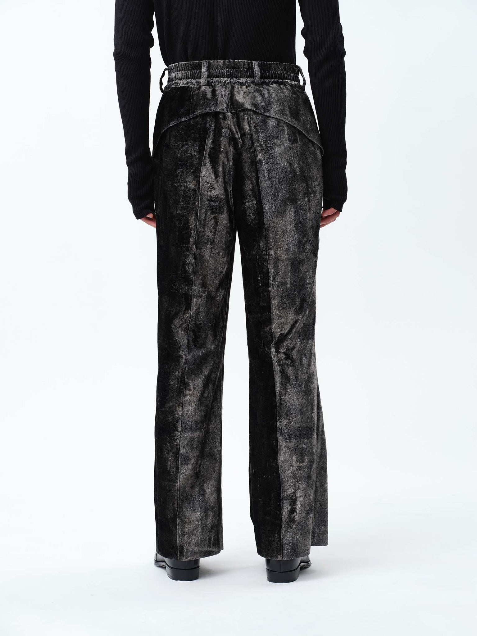 PRINT VELVET PINTUCK BAGGY EASY TROUSERS .12【TOD BLACK】